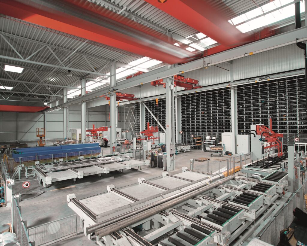 Photo of the customized conveyor technology at Stappert Deutschland GmbH in B&ouml;nen