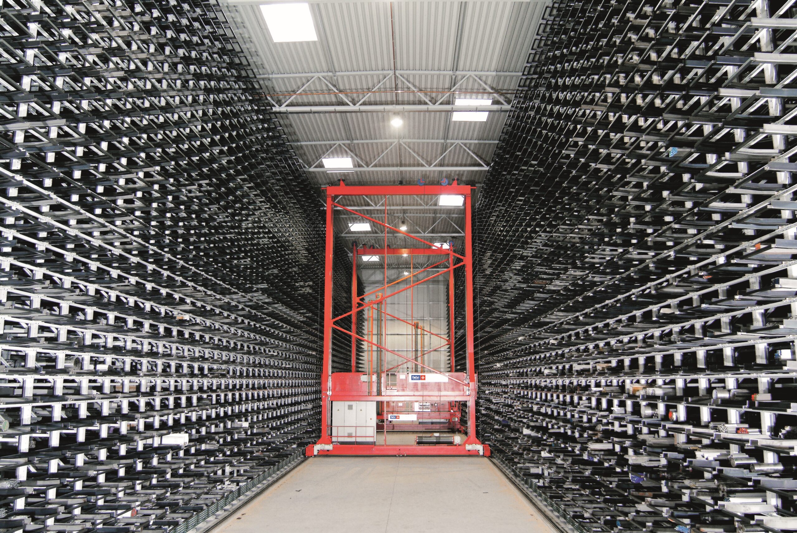 Photo of the Fehr honeycomb warehouse for the steel trade at Stappert Deutschland GmbH in B&ouml;nen