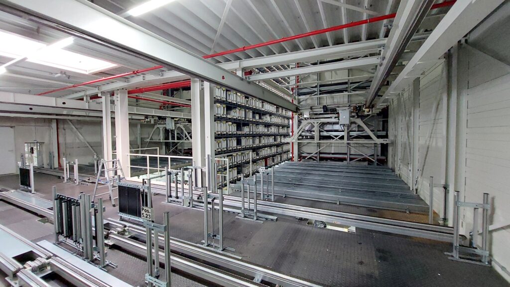 Photo of the Fehr Satellite Stacker - Cassette-less honeycomb warehouse for long goods