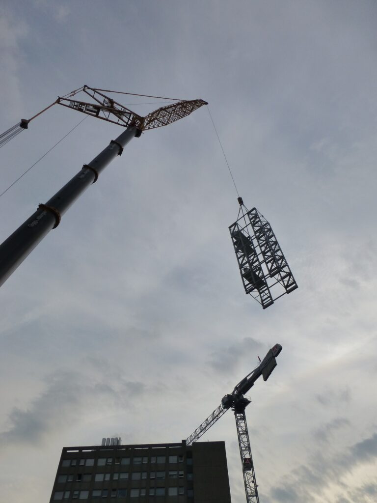 Fehr Clinic Installation de la tour de lits automatisée pour l'hôpital municipal Triemli à Zurich