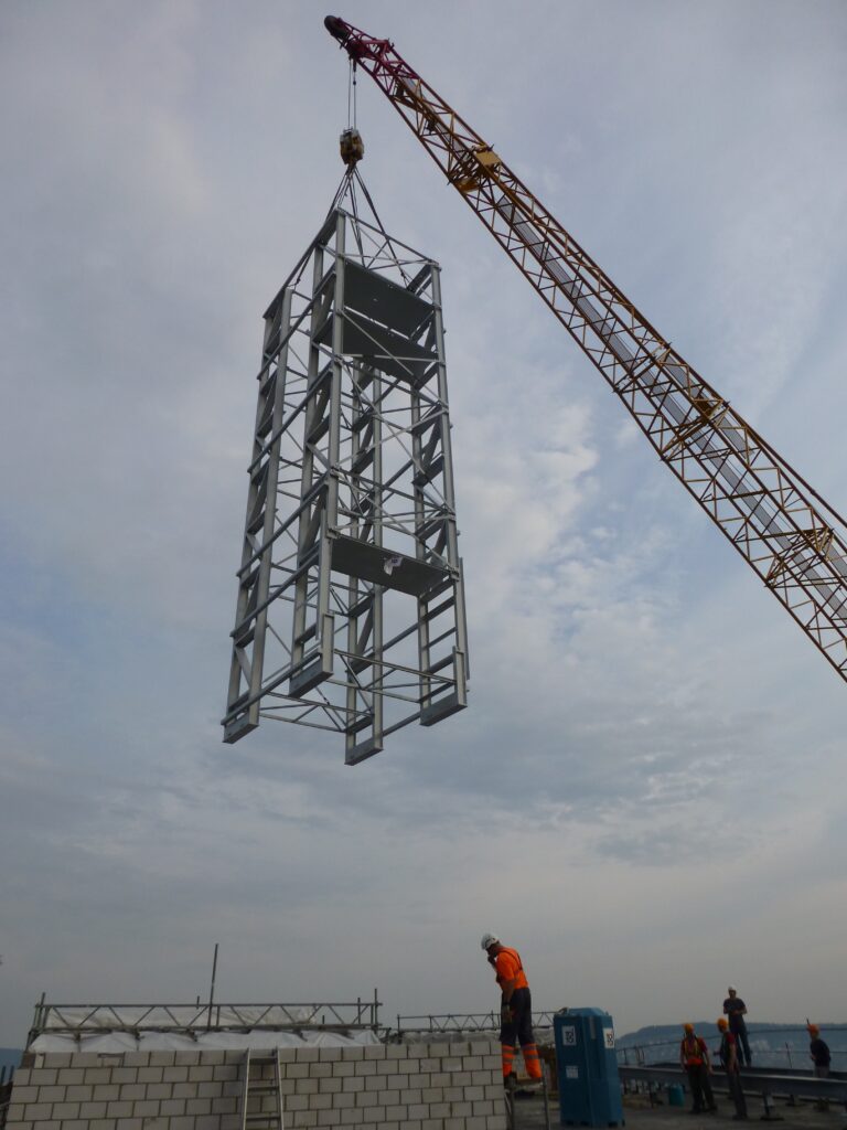 Fehr Clinic Installation de la tour de lits automatisée pour l'hôpital municipal Triemli à Zurich