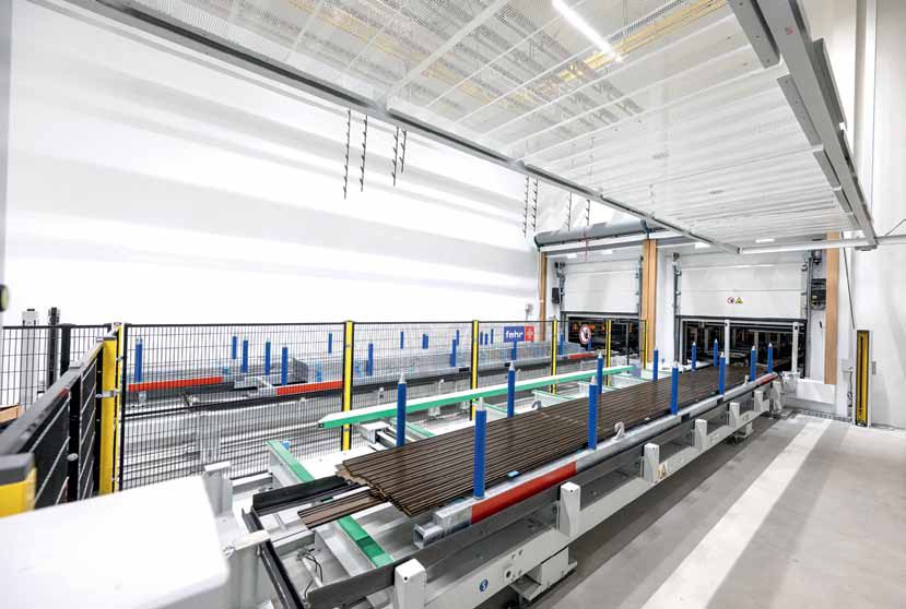 Long goods carousel station - Conveyor Technology Fehr Lagerlogistik